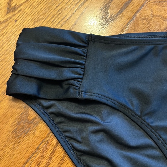 Ocean Blues Black Women's Full Coverage Swim Bottoms Ruched Sides Bikini… - Picture 6 of 9